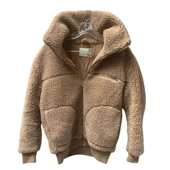 Aritzia Wilfred Free The Teddy Jacket  Neutral Tan Plush Sherpa Zip Up XS - Picture 4 of 14
